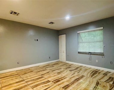 5354 Lanyard Court - Photo Thumbnail 5
