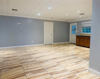 5354 Lanyard Court - Photo Thumbnail 10