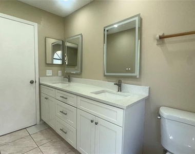 7107 Blair Drive - Photo Thumbnail 16