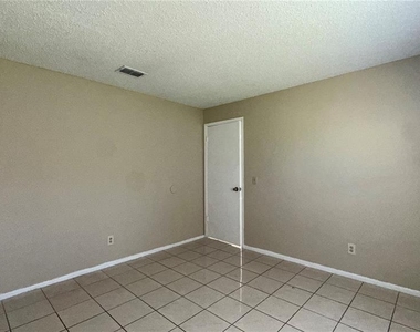 7107 Blair Drive - Photo Thumbnail 11