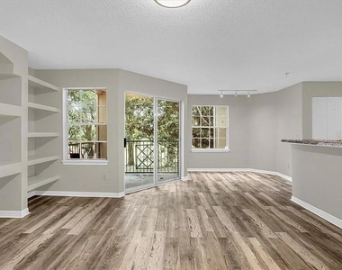 7210 Westpointe Boulevard - Photo Thumbnail 8