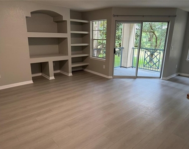 7210 Westpointe Boulevard - Photo Thumbnail 10