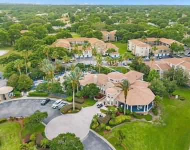 7210 Westpointe Boulevard - Photo Thumbnail 26