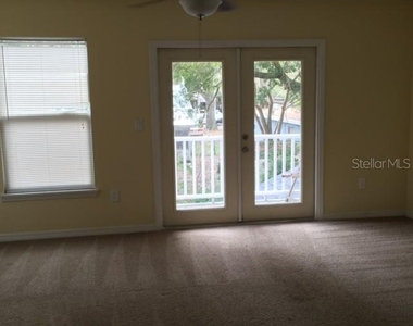 2608 E Jefferson Street - Photo Thumbnail 6