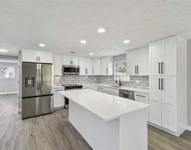 2258 George Wythe Road - Photo Thumbnail 9