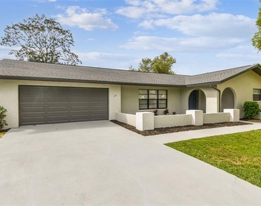 22 Felter Lane - Photo Thumbnail 4