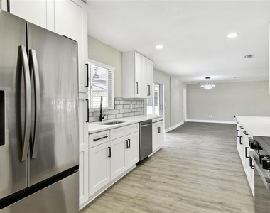 22 Felter Lane - Photo Thumbnail 12