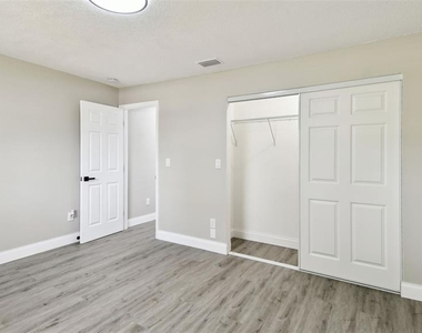 22 Felter Lane - Photo Thumbnail 31