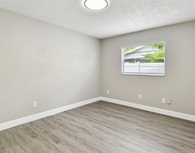 22 Felter Lane - Photo Thumbnail 23