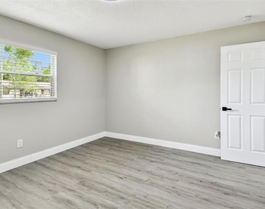 22 Felter Lane - Photo Thumbnail 32