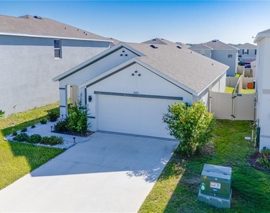 8695 Sw 46th Avenue - Photo Thumbnail 1