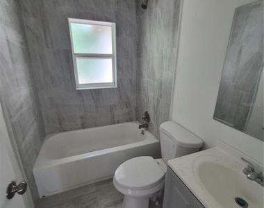 11054 Se 56th Avenue - Photo Thumbnail 19