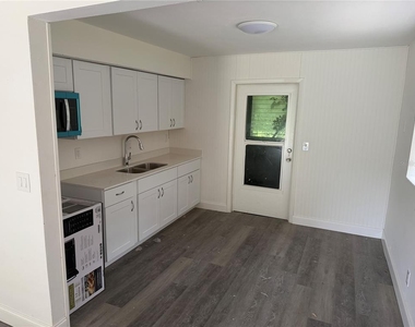 11054 Se 56th Avenue - Photo Thumbnail 14