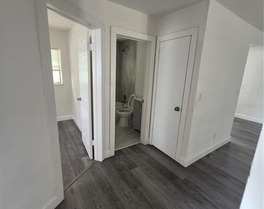 11054 Se 56th Avenue - Photo Thumbnail 16