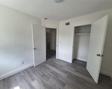 11054 Se 56th Avenue - Photo Thumbnail 15