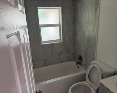 11054 Se 56th Avenue - Photo Thumbnail 11