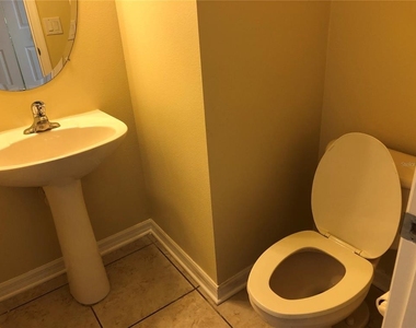5567 Somersby Road - Photo Thumbnail 9