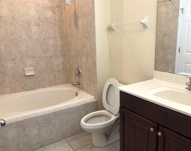 5567 Somersby Road - Photo Thumbnail 14
