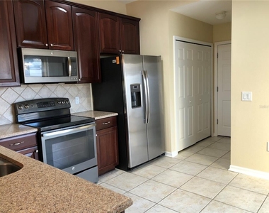 5567 Somersby Road - Photo Thumbnail 5