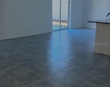 3101 Armstrong Avenue - Photo Thumbnail 3