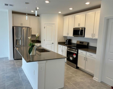 3101 Armstrong Avenue - Photo Thumbnail 1
