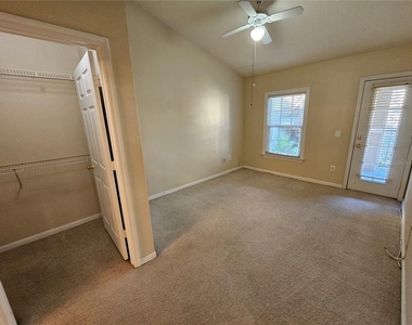 6548 Swissco Drive - Photo Thumbnail 22