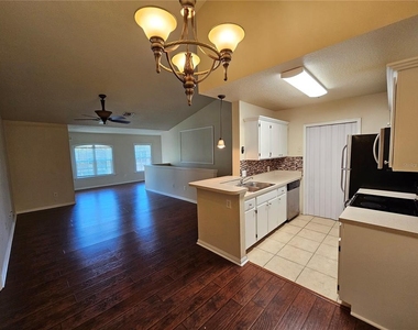6548 Swissco Drive - Photo Thumbnail 16