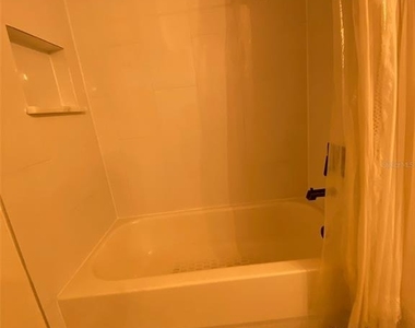823 Camargo Way - Photo Thumbnail 11