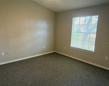826 Grand Regency Point - Photo Thumbnail 12