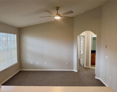 826 Grand Regency Point - Photo Thumbnail 3