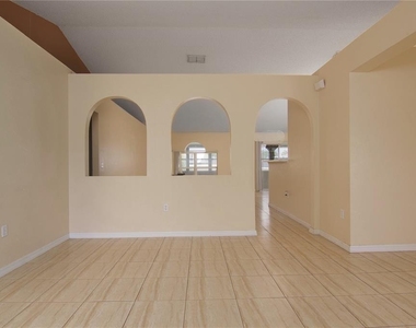 107 Flatfish Court - Photo Thumbnail 2