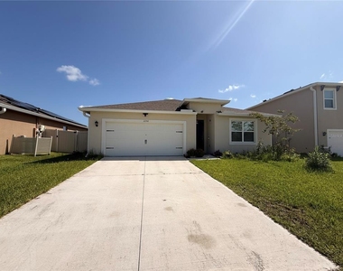 2250 Hidden Palm Drive - Photo Thumbnail 1