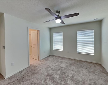 1052 Papaya Circle - Photo Thumbnail 6