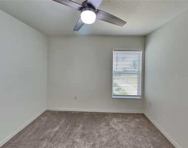 1052 Papaya Circle - Photo Thumbnail 14