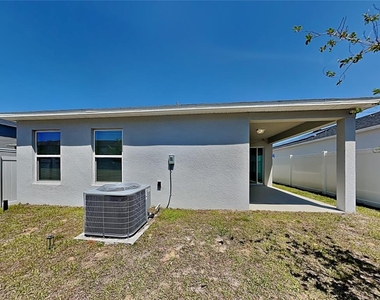 1052 Papaya Circle - Photo Thumbnail 18