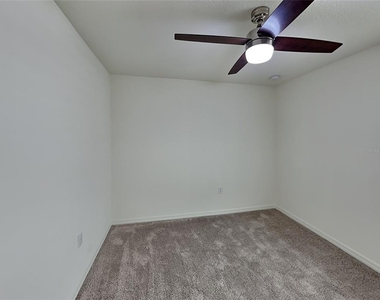 1052 Papaya Circle - Photo Thumbnail 10