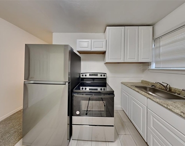 343 Pleasant Street - Photo Thumbnail 3