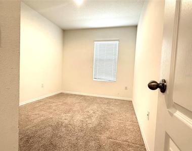 5425 Palomino Pl - Photo Thumbnail 12