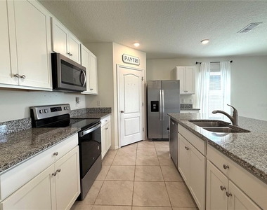 5425 Palomino Pl - Photo Thumbnail 6