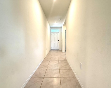 5425 Palomino Pl - Photo Thumbnail 4