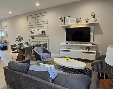 2608 Sunrise Shores Drive - Photo Thumbnail 27