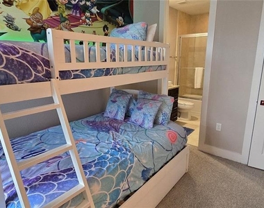2608 Sunrise Shores Drive - Photo Thumbnail 32