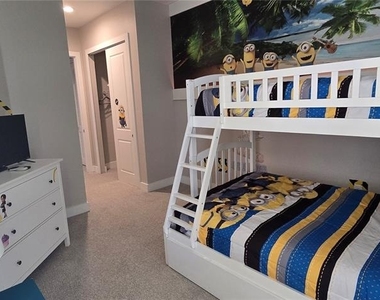2608 Sunrise Shores Drive - Photo Thumbnail 10
