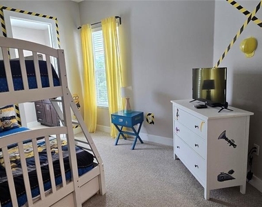 2608 Sunrise Shores Drive - Photo Thumbnail 7