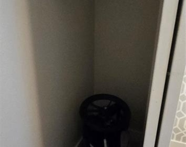 2608 Sunrise Shores Drive - Photo Thumbnail 46