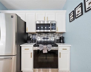 334 Reserve Drive - Photo Thumbnail 62