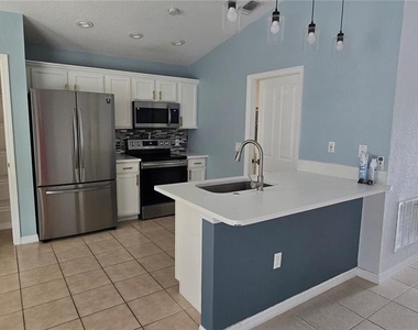 334 Reserve Drive - Photo Thumbnail 40