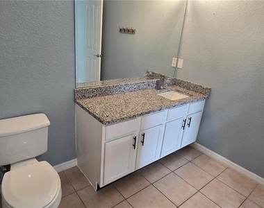 334 Reserve Drive - Photo Thumbnail 19
