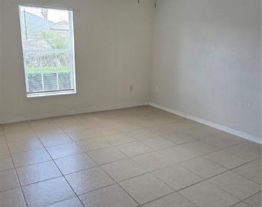 334 Reserve Drive - Photo Thumbnail 12