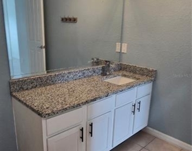 334 Reserve Drive - Photo Thumbnail 18